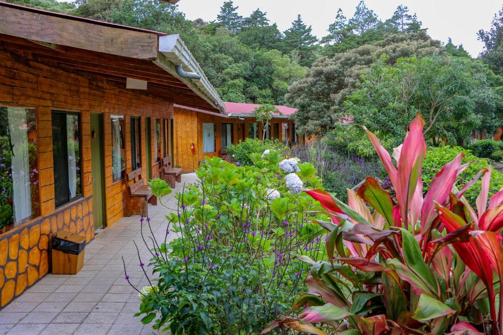 Elida Lodge Monteverde — hero image