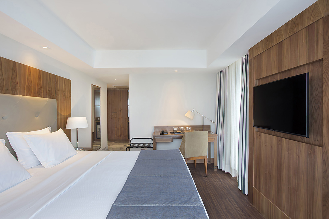 Guest room from the opposite angle at Windsor Marapendi