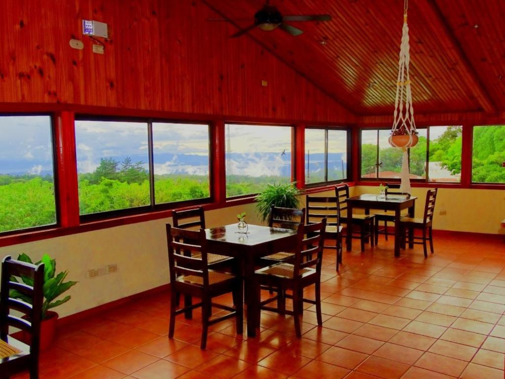 Miztli Lodge & Adventure — hero image